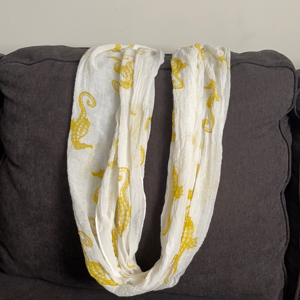 Infinity Scarf - White with Yellow Seahorses